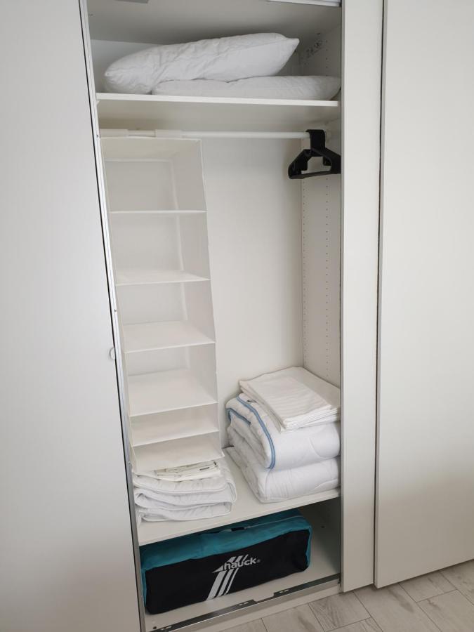 Private Apartment, Aircondition, Hd Tv Pl & De, Wifi, Garage, Fully Equipped, Near Beach كولوبرزيغ المظهر الخارجي الصورة